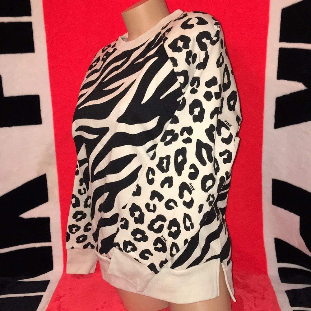 🛑SOLD🛑 Pink Zebra/Leopard Fleece Sweatshirt NEW - Picture 3 of 8